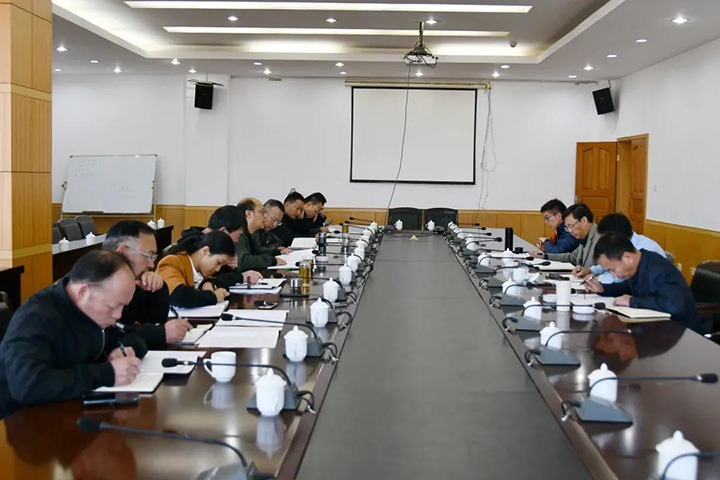 集团党委副书记、总司理高建嵩一行到云维集团督导调研