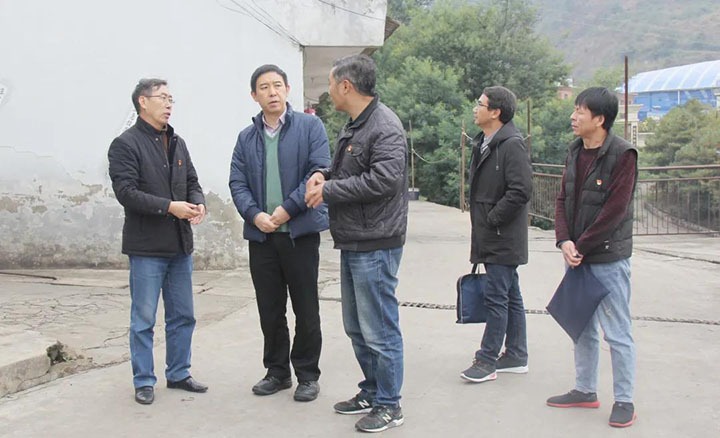 集团党委副书记、工会主席王鑫赴金发煤业督导调研