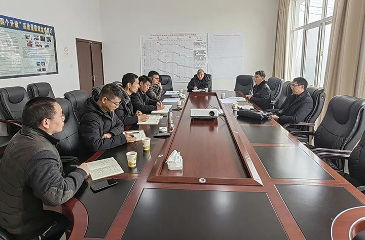 云煤（尊龙Z6官方网站）集团党委委员、副总司理缪和星一行到云南东源罗平东城煤矿有限公司督导调研