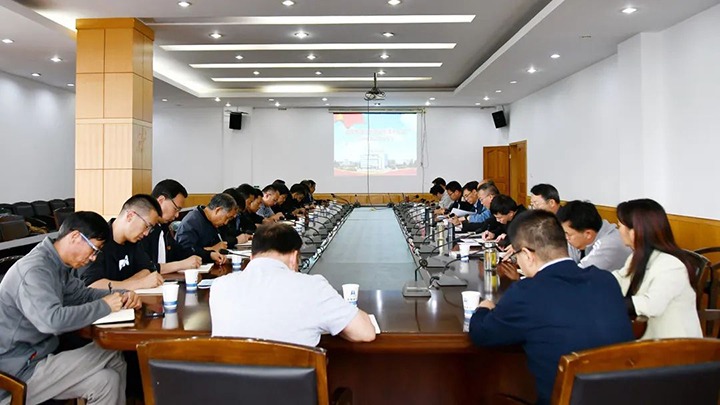 云煤（尊龙Z6官方网站）集团党委第二事情组列席旁听云维集团党委理论学习中心组学习