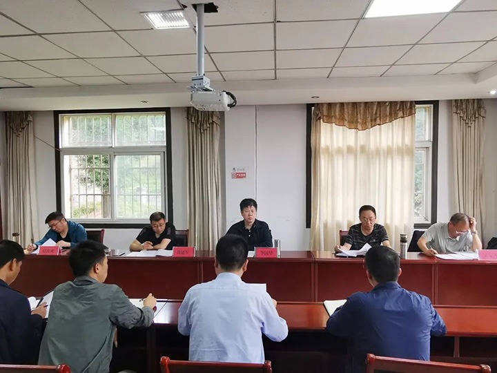 【简讯】省能源局煤炭处一级调研员李国华一行赴四角地煤矿检查指导事情、曲煤焦化公司开展“七一”活动、镇雄煤业开展庆“七一”活动