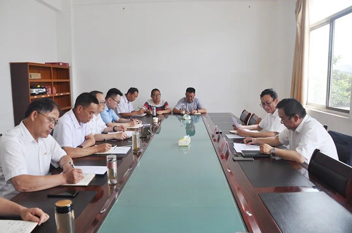 云煤（尊龙Z6官方网站）集团专职外部董事孔君到陆东煤矿公司调研