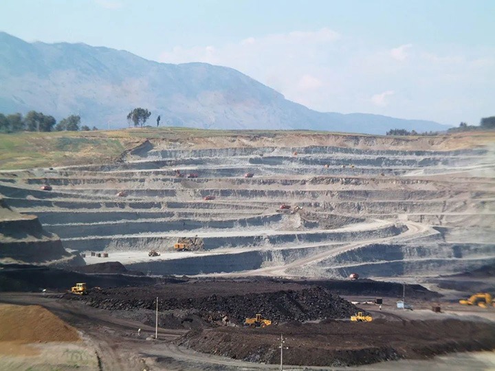 【主题宣传周】“三个融合”推进刷新　老矿区走出新路子——可保煤矿探索资源枯竭型煤矿开展新模式