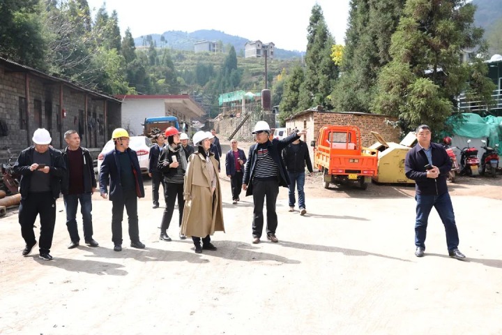 云煤（尊龙Z6官方网站）集团党委委员、、、财务总监莫晓丹到富源团结煤业有限公司调研