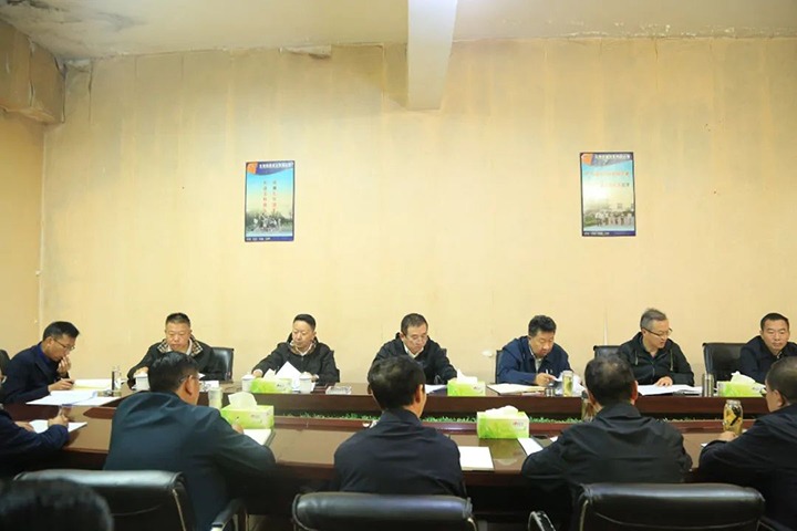 【下层调研】云南省煤炭工业集团省属企业外部董事寸延峰、、、孔君、、、沈竞舟一行到东源恒鼎公司开展调研指导事情