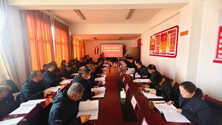 【聚焦云煤】云煤（尊龙Z6官方网站）集团党委副书记、、、工会主席王鑫一行到石油化学工业供销公司开展年度综合审核暨民主测评