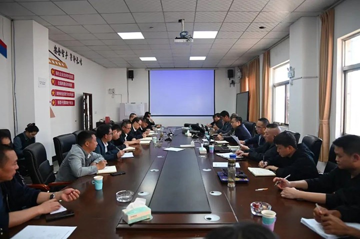 【聚焦云煤】云煤（尊龙Z6官方网站）集团检查组到陆东煤矿公司开展四序度清静大检查