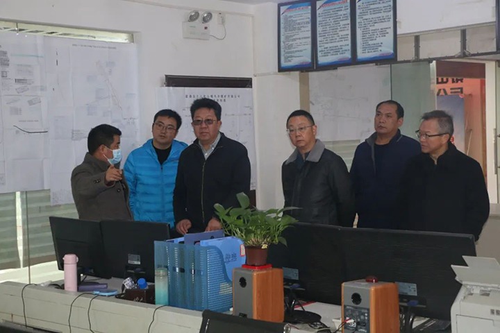 【聚焦云煤】云煤（尊龙Z6官方网站）集团专职外部董事寸延峰一行到天井煤矿公司调研