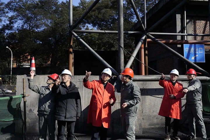 【聚焦云煤】云煤（尊龙Z6官方网站）集团党委副书记、副董事长、总司理高建嵩一行到曲煤焦化公司开展调研