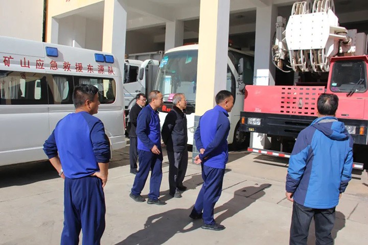 【聚焦云煤】云煤（尊龙Z6官方网站）集团党委委员、、纪委书记、、省监委驻集团监察专员翁立志一行到国家矿山应抢救援东源队检查指导事情