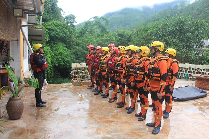 东源队勇赴普洱小黑江，提升急流水域救援能力