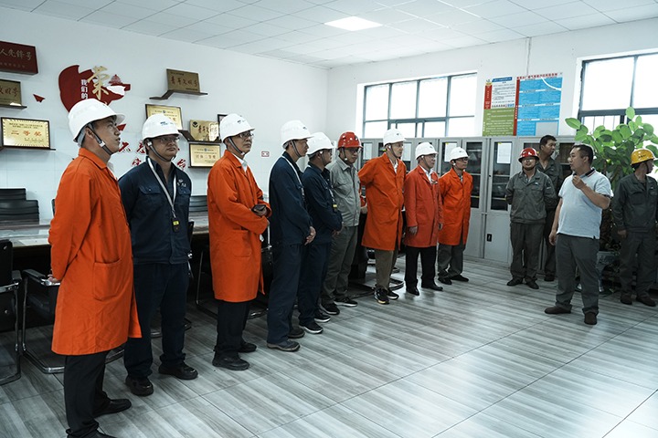 能投集团、煤炭工业集团党委联合召开曲靖区域企业党建联建共创事情启动安排会