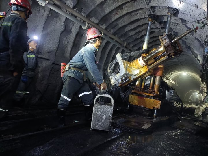 深化“三精治理”，赋能企业提质增效