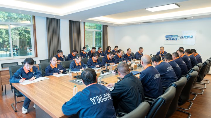 党建＋三精＝效能＋14.4万吨！！ 云南解化跑出烟肥保供“加速率”